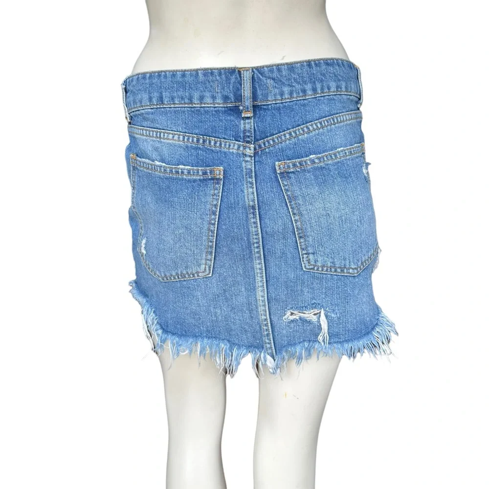 Free People Medium Wash Denim Studded Distressed Floral Mini Skirt Size 26